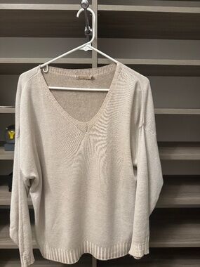 Lightweight v neck sweater